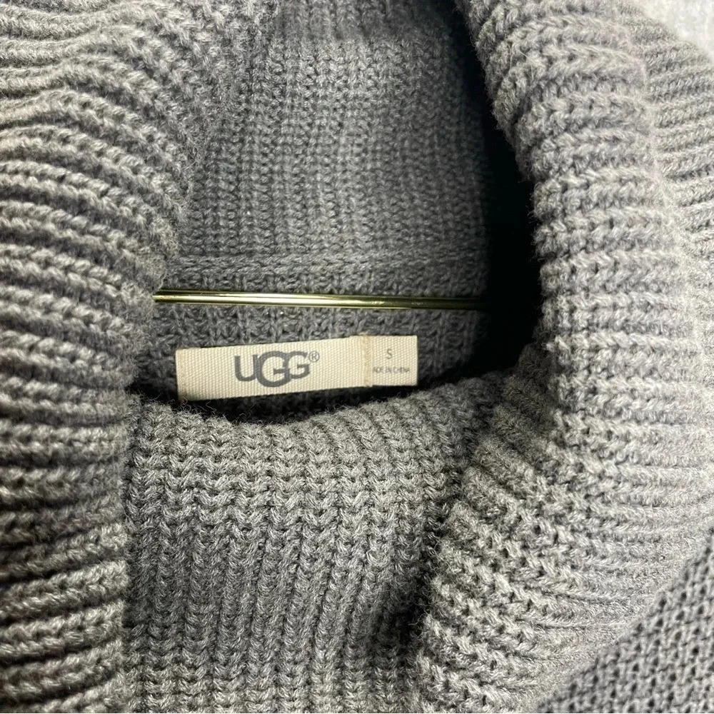 Ugg Shelby Waffle Knit Cotton Gray Cowl Neck Sweater - Picture 5 of 9